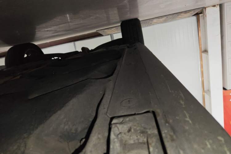 Used Mercedes-Benz GLA 2015 GLA 220 4MATIC Fashion Model Right Side Sill