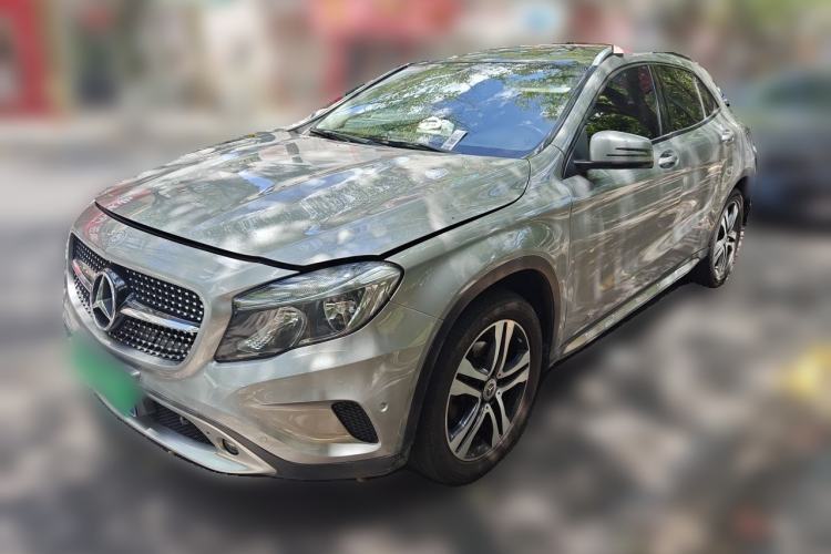 Used Mercedes-Benz GLA 2015 GLA 200 Sport Edition Guazi used car, China used car export, Used car for sale, Used cars, Cheapest cars for sale