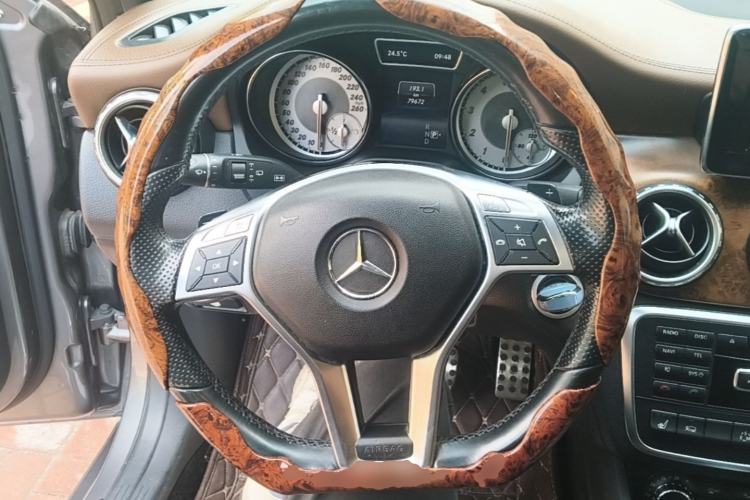 Used Mercedes-Benz GLA 2015 GLA 260 4MATIC Steering Wheel