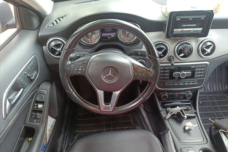 Used Mercedes-Benz GLA 2015 GLA 200 Steering Wheel