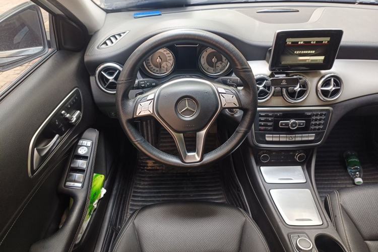 Used Mercedes-Benz GLA 2015 GLA 200 Fashion Model Steering Wheel