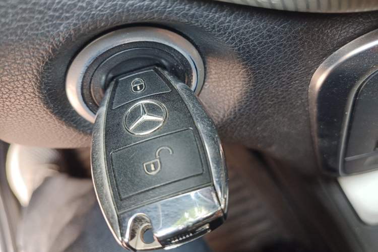 Used Mercedes-Benz GLA 2015 GLA 200 Fashion Model Vehicle Key