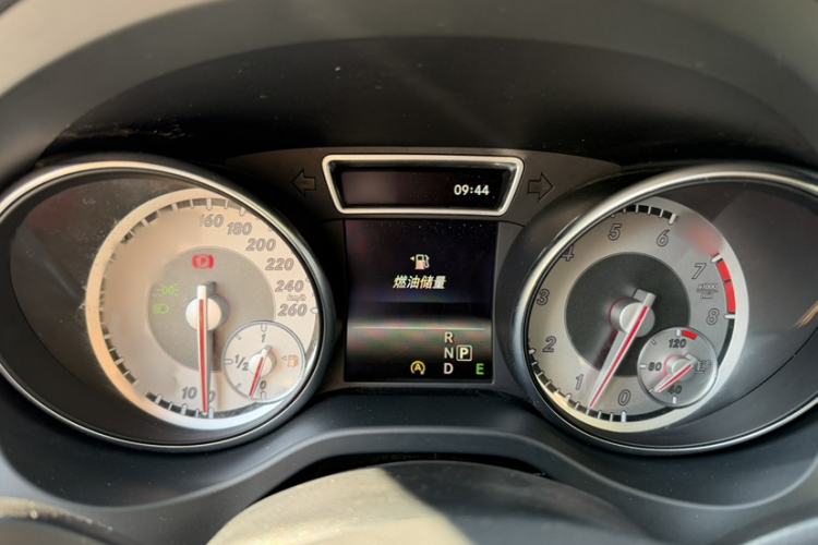 Used Mercedes-Benz GLA 2015 GLA 200 Fashion Model Interior 5