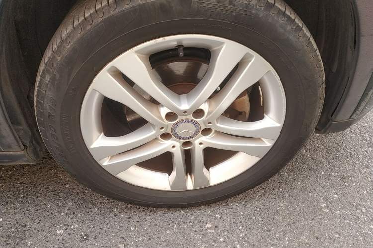 Used Mercedes-Benz GLA 2015 GLA 200 Sport Edition Right Front Wheel Hub
