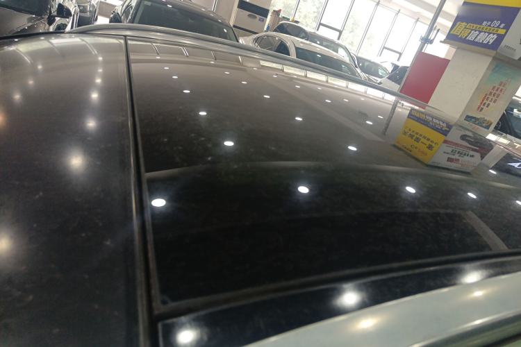 Used Mercedes-Benz GLA 2015 GLA 200 Fashion Model Roof