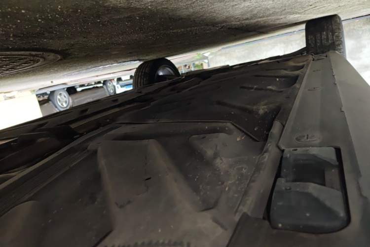 Used Mercedes-Benz GLA 2015 GLA 220 4MATIC Luxury Model Chassis Rear Left
