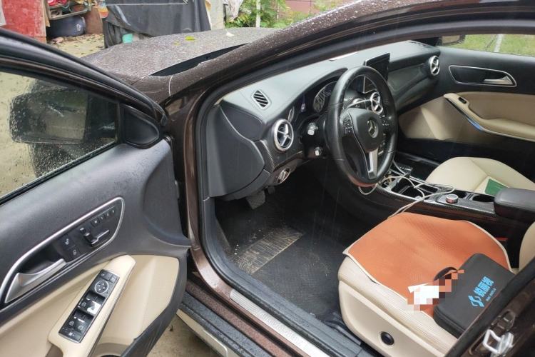 Used Mercedes-Benz GLA 2015 GLA 220 4MATIC Fashion Model Driver Seat