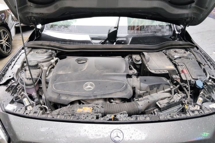 Used Mercedes-Benz GLA 2015 GLA 220 4MATIC Luxury Model Engine Bay