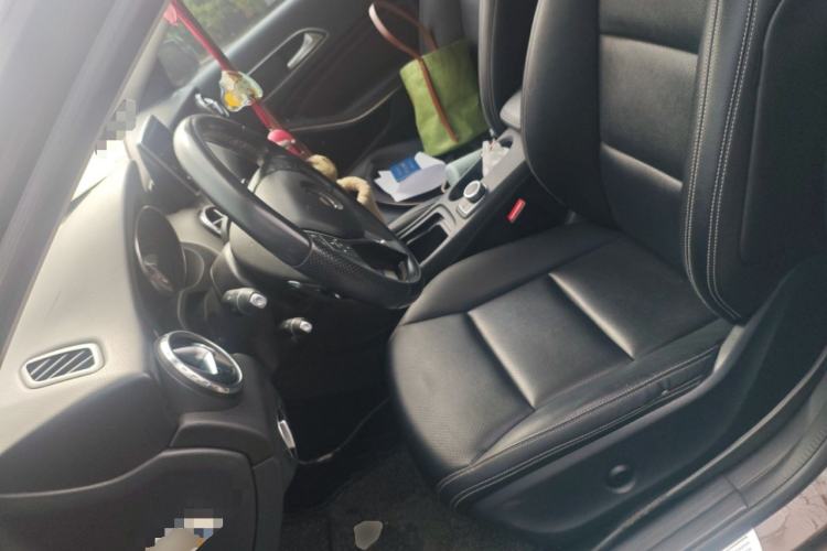 Used Mercedes-Benz GLA 2015 GLA 200 Sport Edition Left Front Seat