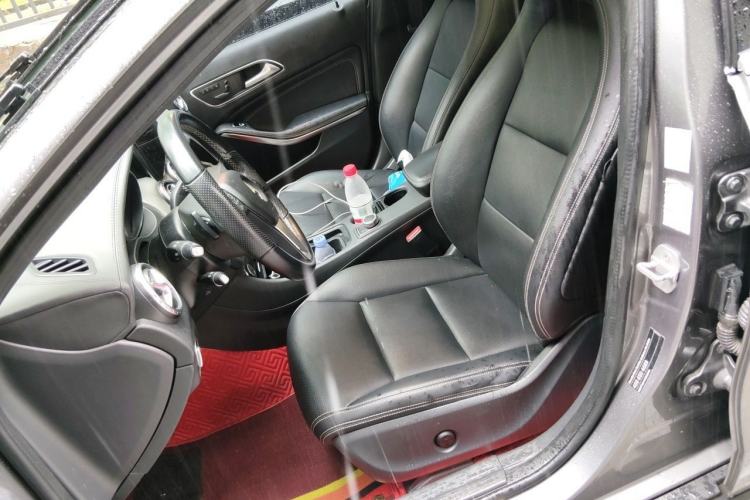 Used Mercedes-Benz GLA 2015 GLA 220 4MATIC Luxury Model Left Front Seat