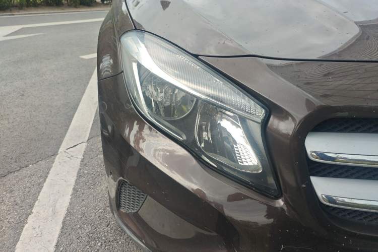 Used Mercedes-Benz GLA 2015 GLA 200 Sport Edition Right Front Headlight