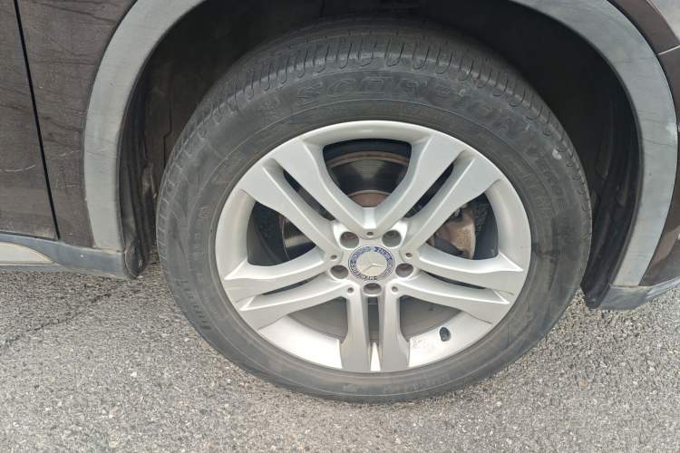 Used Mercedes-Benz GLA 2015 GLA 200 Sport Edition Right Front Wheel Hub