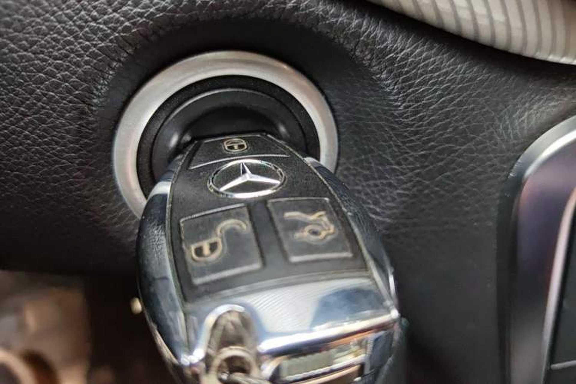 Used Mercedes-Benz GLA 2015 GLA 220 4MATIC Luxury Model Vehicle Key