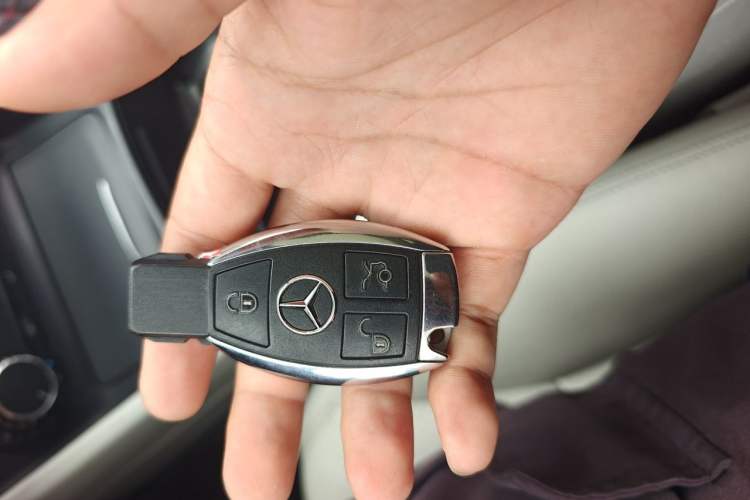 Used Mercedes-Benz GLA 2015 GLA 220 4MATIC Luxury Model Vehicle Key