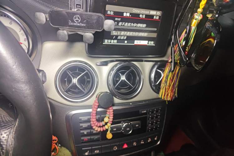 Used Mercedes-Benz GLA 2015 GLA 220 4MATIC Fashion Model Audio And AC Panel