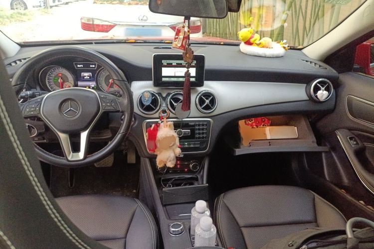 Used Mercedes-Benz GLA 2015 GLA 200 Fashion Model Center Console