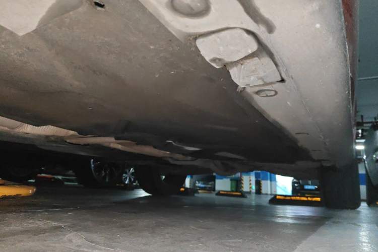 Used Mercedes-Benz GLA 2015 GLA 220 4MATIC Fashion Model Chassis Front Left