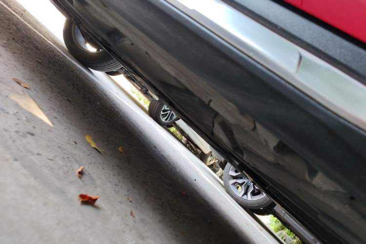 Used Mercedes-Benz GLA 2015 GLA 220 4MATIC Fashion Model Chassis Rear Left