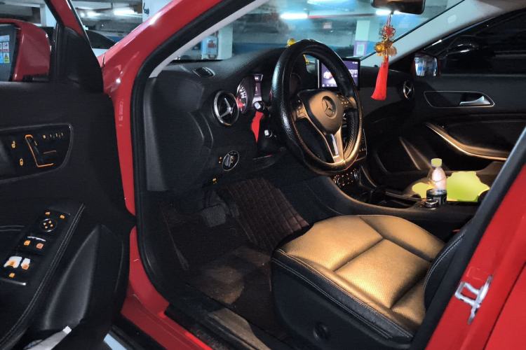Used Mercedes-Benz GLA 2015 GLA 220 4MATIC Fashion Model Driver Seat