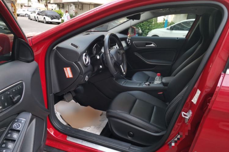 Used Mercedes-Benz GLA 2015 GLA 200 Fashion Model Driver Seat