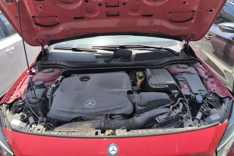 Used Mercedes-Benz GLA 2015 GLA 200 Sport Edition Engine Bay