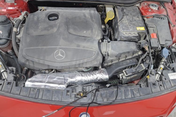 Used Mercedes-Benz GLA 2015 GLA 200 Fashion Model Engine Bay