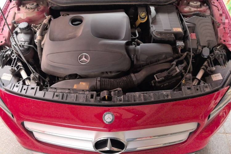 Used Mercedes-Benz GLA 2015 GLA 200 Sport Edition Engine Bay