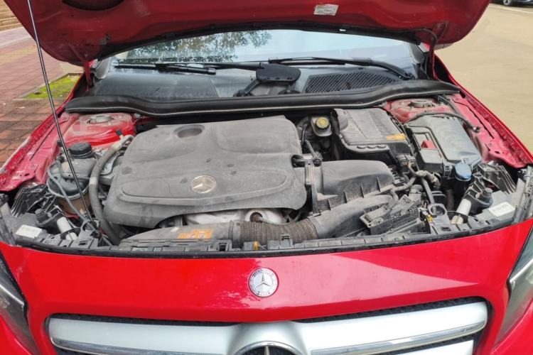 Used Mercedes-Benz GLA 2015 GLA 200 Sport Edition Engine Bay