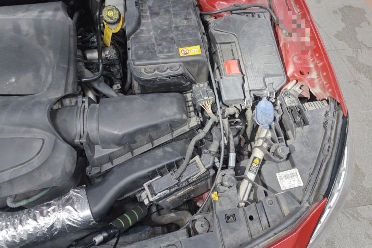 Used Mercedes-Benz GLA 2015 GLA 200 Fashion Model Engine Bay Left
