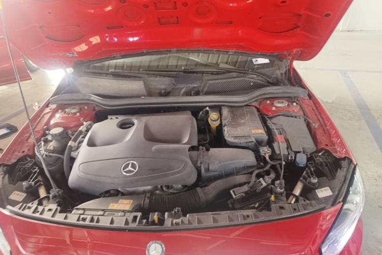Used Mercedes-Benz GLA 2015 GLA 200 Sport Edition Engine Bay