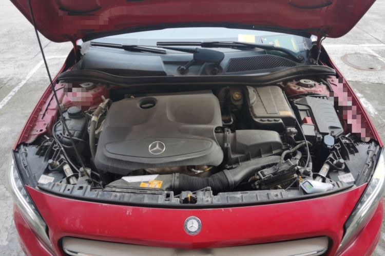 Used Mercedes-Benz GLA 2015 GLA 200 Fashion Model Engine Bay
