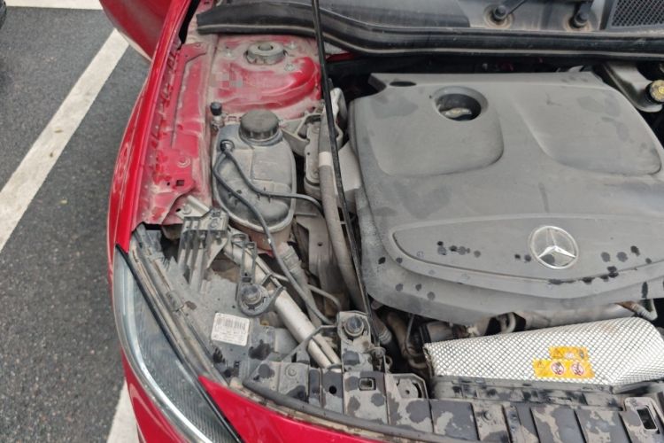 Used Mercedes-Benz GLA 2015 GLA 200 Sport Edition Engine Bay Right