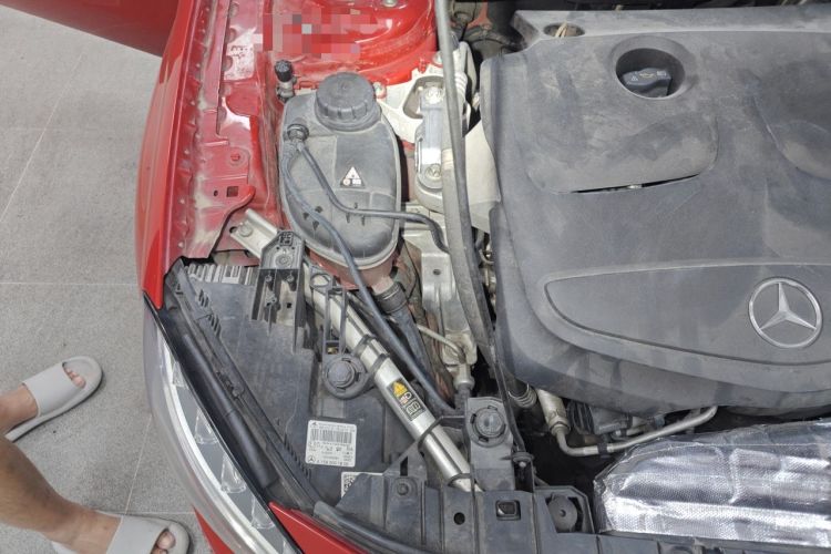 Used Mercedes-Benz GLA 2015 GLA 200 Fashion Model Engine Bay Right