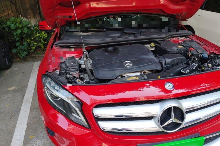 Used Mercedes-Benz GLA 2015 GLA 220 4MATIC Fashion Model Engine Bay Right