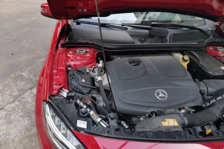 Used Mercedes-Benz GLA 2015 GLA 200 Fashion Model Engine Bay Right
