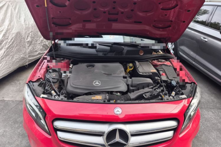 Used Mercedes-Benz GLA 2015 GLA 200 Fashion Model Engine Bay
