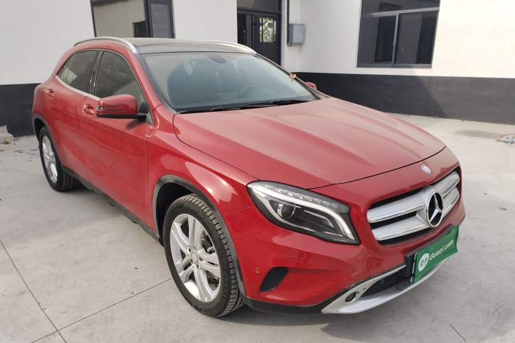 Used Mercedes-Benz GLA 2015 GLA 200 Exterior 2