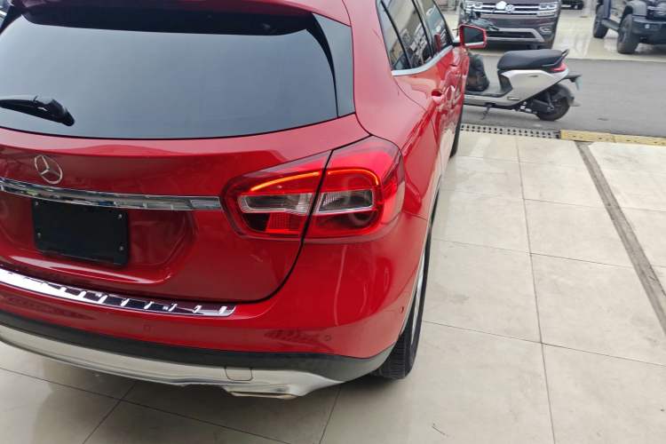 Used Mercedes-Benz GLA 2015 GLA 200 Sport Edition Exterior 3