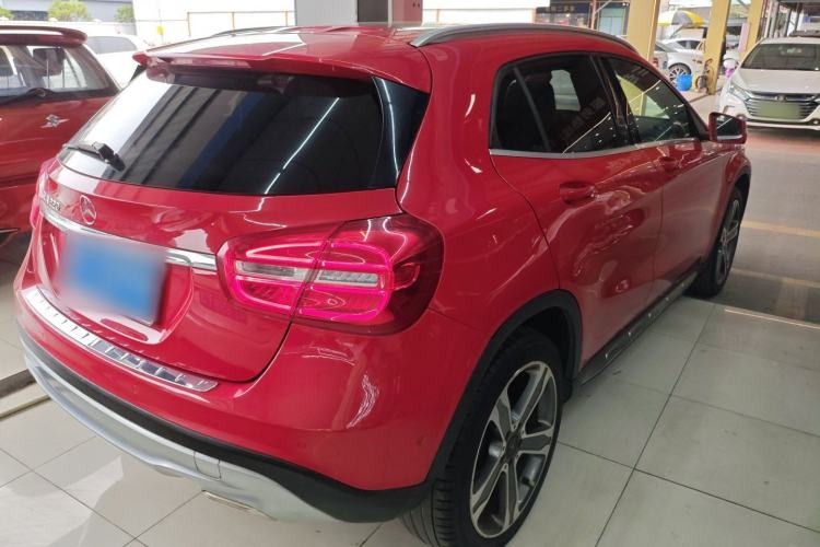 Used Mercedes-Benz GLA 2015 GLA 220 4MATIC Luxury Model Exterior 5