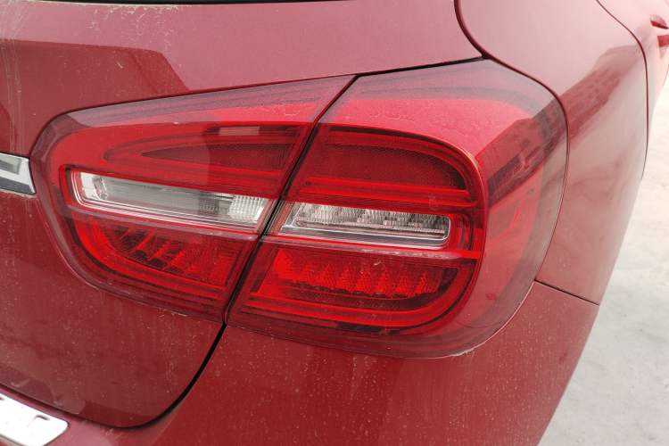 Used Mercedes-Benz GLA 2015 GLA 200 Exterior 6