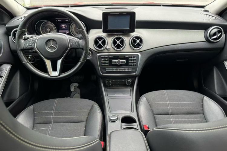 Used Mercedes-Benz GLA 2015 GLA 200 Exterior 8