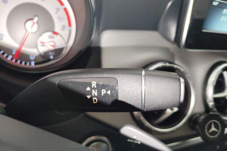 Used Mercedes-Benz GLA 2015 GLA 200 Gear Lever