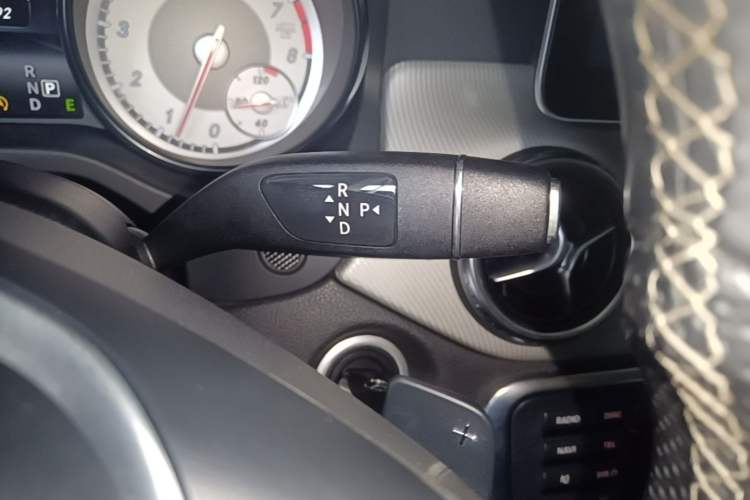 Used Mercedes-Benz GLA 2015 GLA 200 Sport Edition Gear Lever