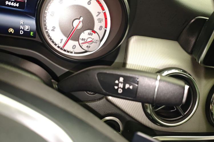 Used Mercedes-Benz GLA 2015 GLA 200 Sport Edition Gear Lever