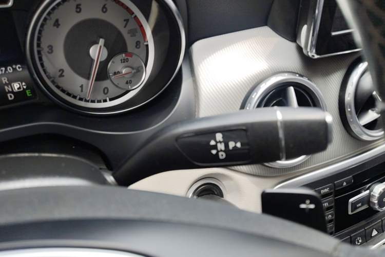 Used Mercedes-Benz GLA 2015 GLA 200 Fashion Model Gear Lever