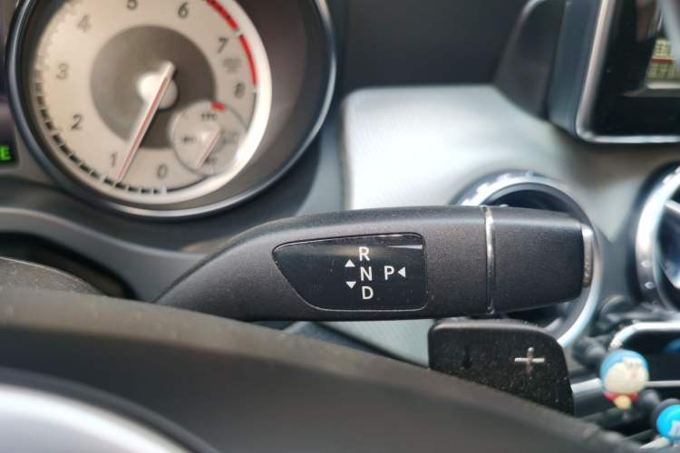 Used Mercedes-Benz GLA 2015 GLA 200 Fashion Model Gear Lever