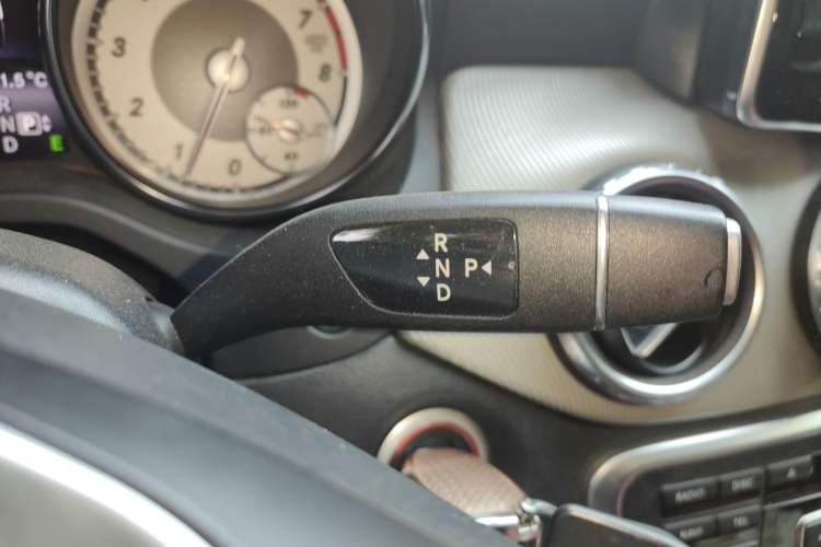 Used Mercedes-Benz GLA 2015 GLA 200 Gear Lever