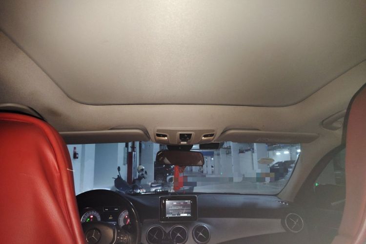 Used Mercedes-Benz GLA 2015 GLA 200 Fashion Model Headliner