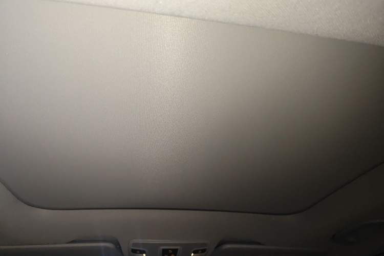 Used Mercedes-Benz GLA 2015 GLA 220 4MATIC Fashion Model Headliner