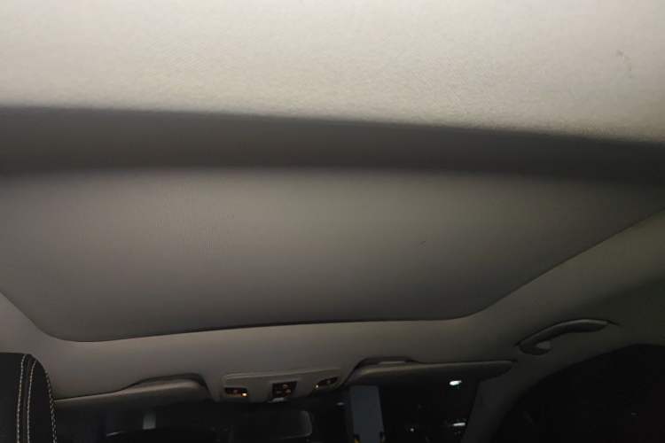 Used Mercedes-Benz GLA 2015 GLA 220 4MATIC Fashion Model Headliner